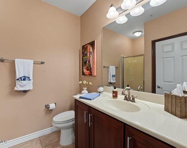 5350 E Deer Valley Drive - Photo Thumbnail 14