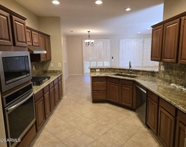 20480 N Canyon Whisper Drive - Photo Thumbnail 13