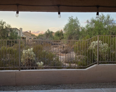 19116 N 91st Street - Photo Thumbnail 27
