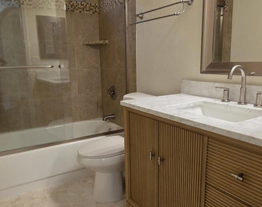 19116 N 91st Street - Photo Thumbnail 24