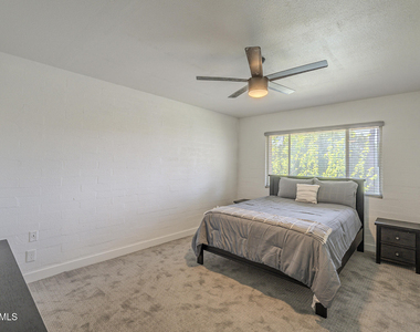 4701 N 68th Street - Photo Thumbnail 10