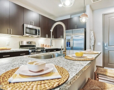 3601 N Central Avenue - Photo Thumbnail 1