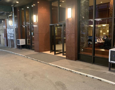 East 71st Street - Photo Thumbnail 14