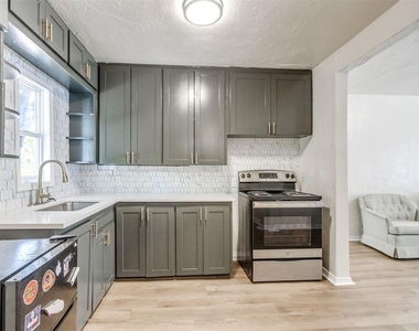 6114 Jacks Avenue - Photo Thumbnail 6