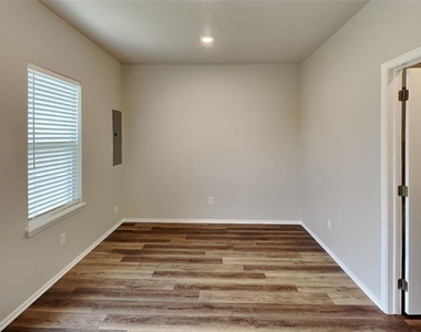 12501 Florence Lane - Photo Thumbnail 7