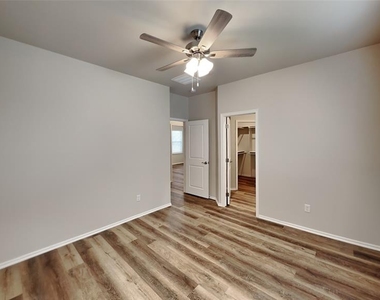 12501 Florence Lane - Photo Thumbnail 9