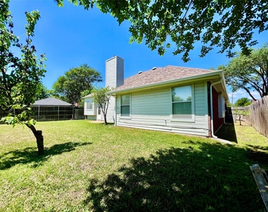 2735 Wentworth Drive - Photo Thumbnail 38