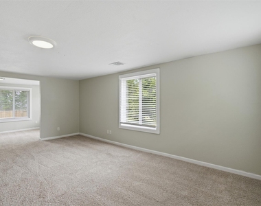 1214 Jones Street - Photo Thumbnail 16