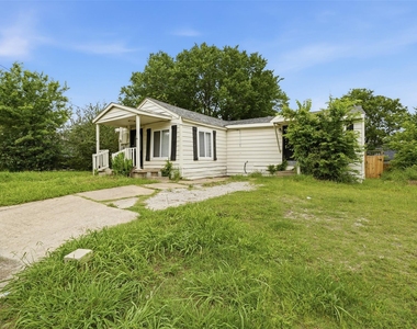 1214 Jones Street - Photo Thumbnail 23