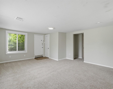 1214 Jones Street - Photo Thumbnail 15