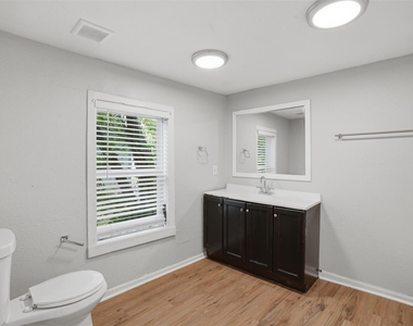 1214 Jones Street - Photo Thumbnail 18