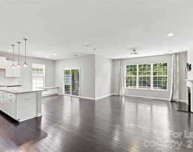 605 Gardenbrook Trail - Photo Thumbnail 20