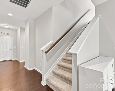 605 Gardenbrook Trail - Photo Thumbnail 12