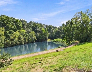 605 Gardenbrook Trail - Photo Thumbnail 4
