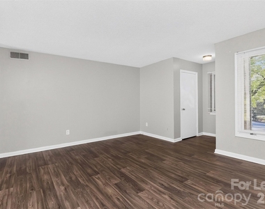 2026 Harvest Lane - Photo Thumbnail 6