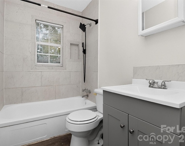 4030 Bearwood Avenue - Photo Thumbnail 4