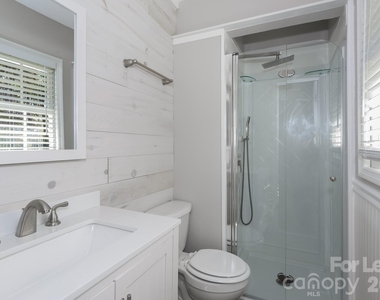 418 Meadow View Drive - Photo Thumbnail 9