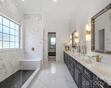 3813 Lakeside Drive - Photo Thumbnail 23