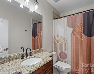 3813 Lakeside Drive - Photo Thumbnail 18