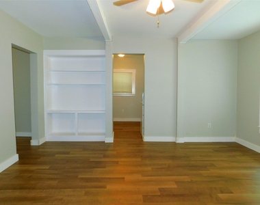 315 W Congress Street - Photo Thumbnail 3
