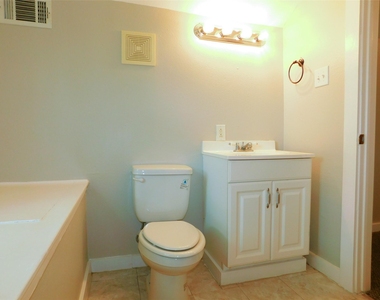 315 W Congress Street - Photo Thumbnail 18