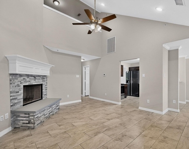 829 Summercreek Drive - Photo Thumbnail 5