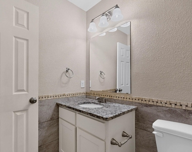 829 Summercreek Drive - Photo Thumbnail 14
