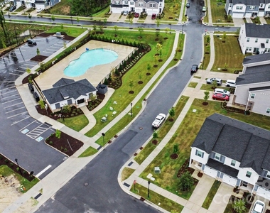 6126 Starview Terrace - Photo Thumbnail 27