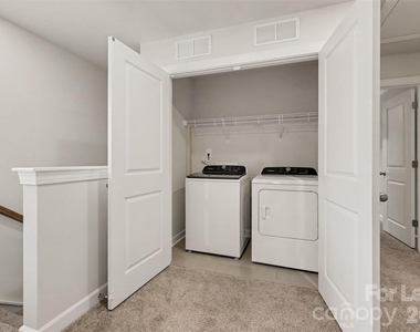 6126 Starview Terrace - Photo Thumbnail 18