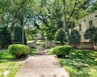 1121 Myrtle Avenue - Photo Thumbnail 6
