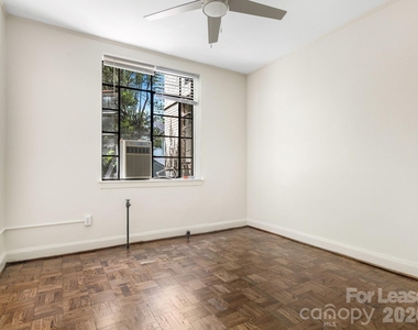 1121 Myrtle Avenue - Photo Thumbnail 4