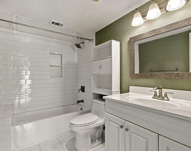 3550 Country Square Drive - Photo Thumbnail 19