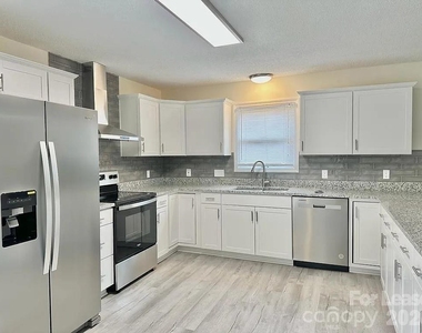 8002 Browne Road - Photo Thumbnail 6