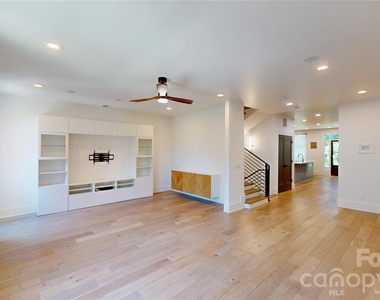 617 W Worthington Avenue - Photo Thumbnail 13