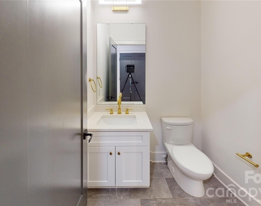 617 W Worthington Avenue - Photo Thumbnail 10