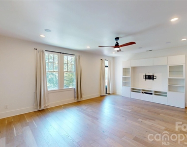 617 W Worthington Avenue - Photo Thumbnail 11