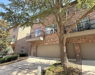 3912 Amberwood Drive - Photo Thumbnail 22