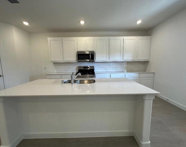 1316 Rockwell Drive - Photo Thumbnail 16