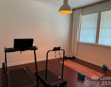 16233 Kelby Cove - Photo Thumbnail 19