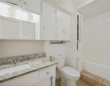 213 W Dorris Drive - Photo Thumbnail 20