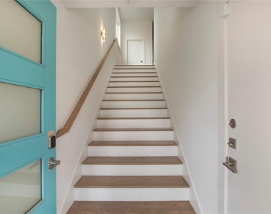 4634 Virginia Avenue - Photo Thumbnail 28