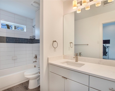 4634 Virginia Avenue - Photo Thumbnail 30