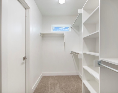 4634 Virginia Avenue - Photo Thumbnail 19