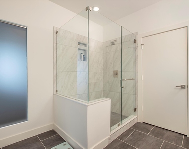 4634 Virginia Avenue - Photo Thumbnail 18