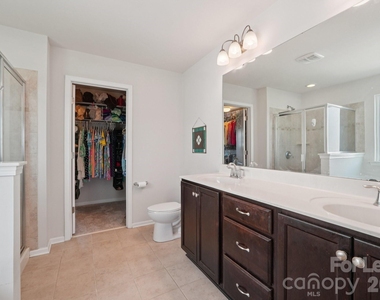 5016 Riverdale Drive - Photo Thumbnail 17