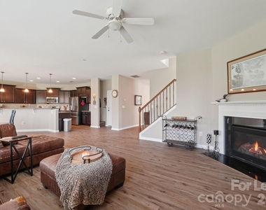 5016 Riverdale Drive - Photo Thumbnail 8