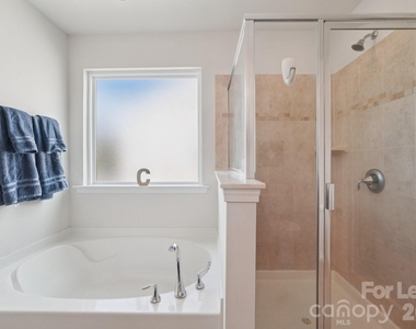 5016 Riverdale Drive - Photo Thumbnail 18