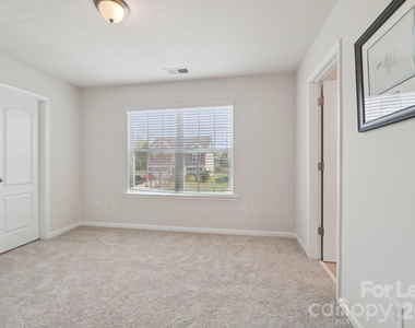 5016 Riverdale Drive - Photo Thumbnail 20