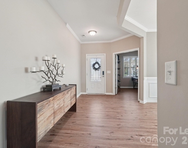 5016 Riverdale Drive - Photo Thumbnail 4