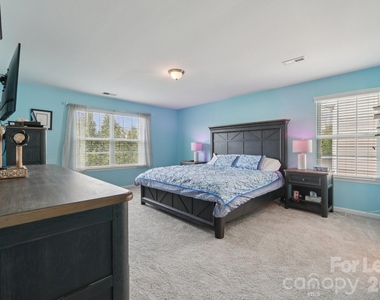 5016 Riverdale Drive - Photo Thumbnail 16